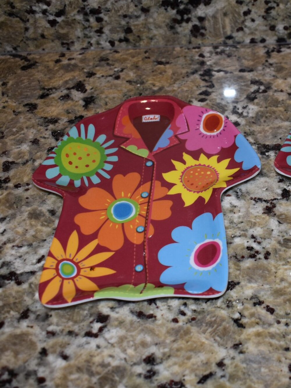Hawaiian Shirt Shaped Plates - Set of 2